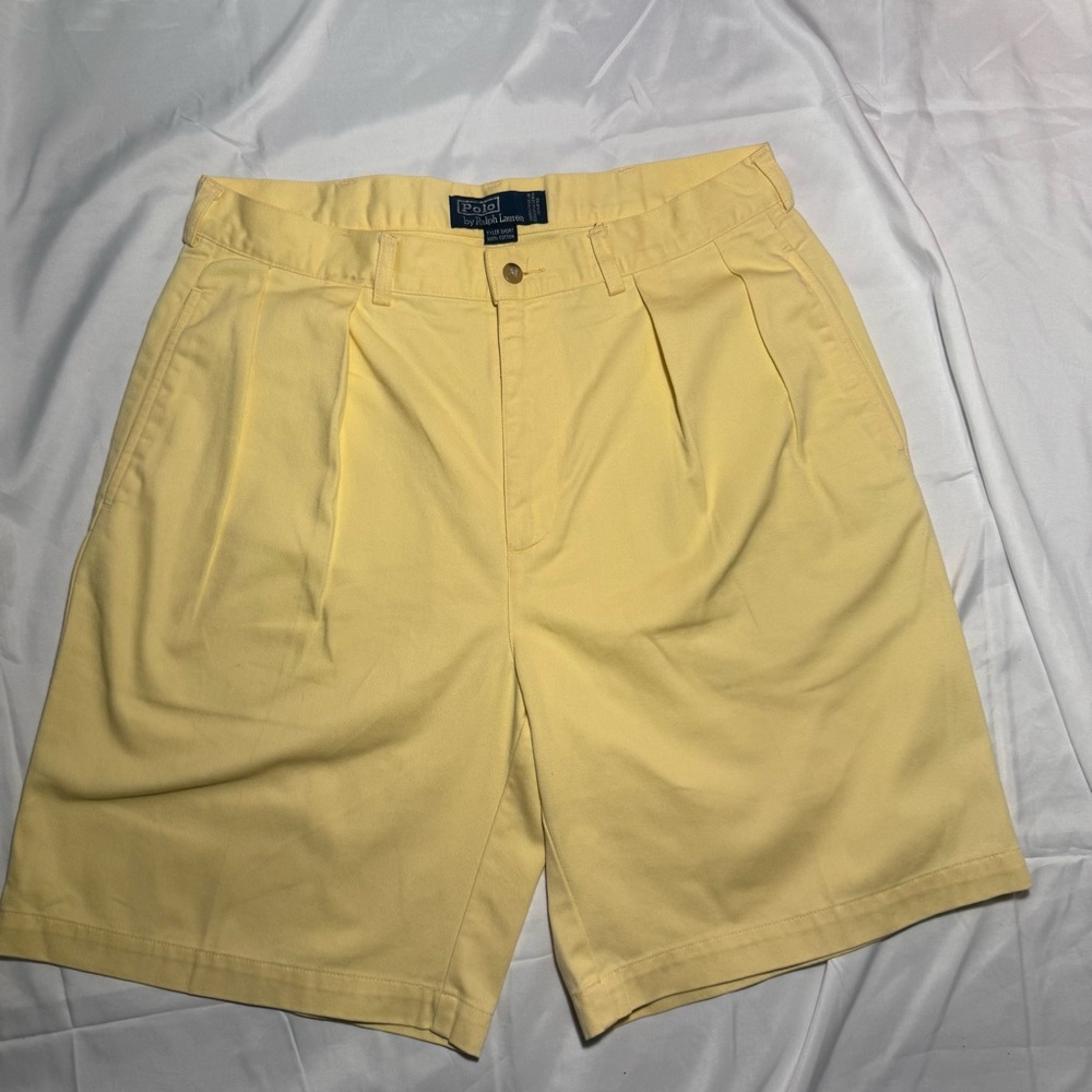 Polo by Ralph Lauren Men's Light Yellow Flat Front Shorts